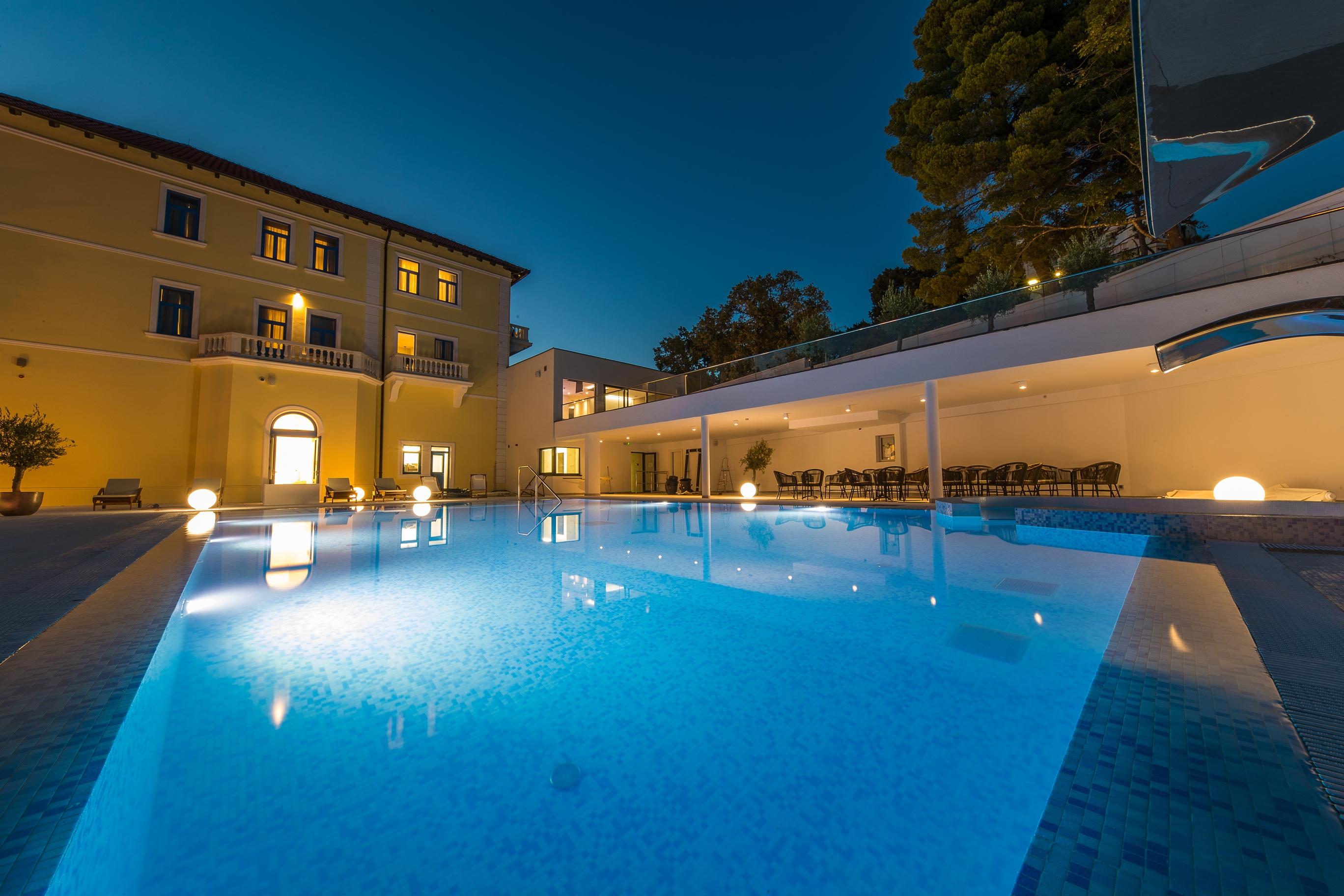 Hotel Esplanade 4*